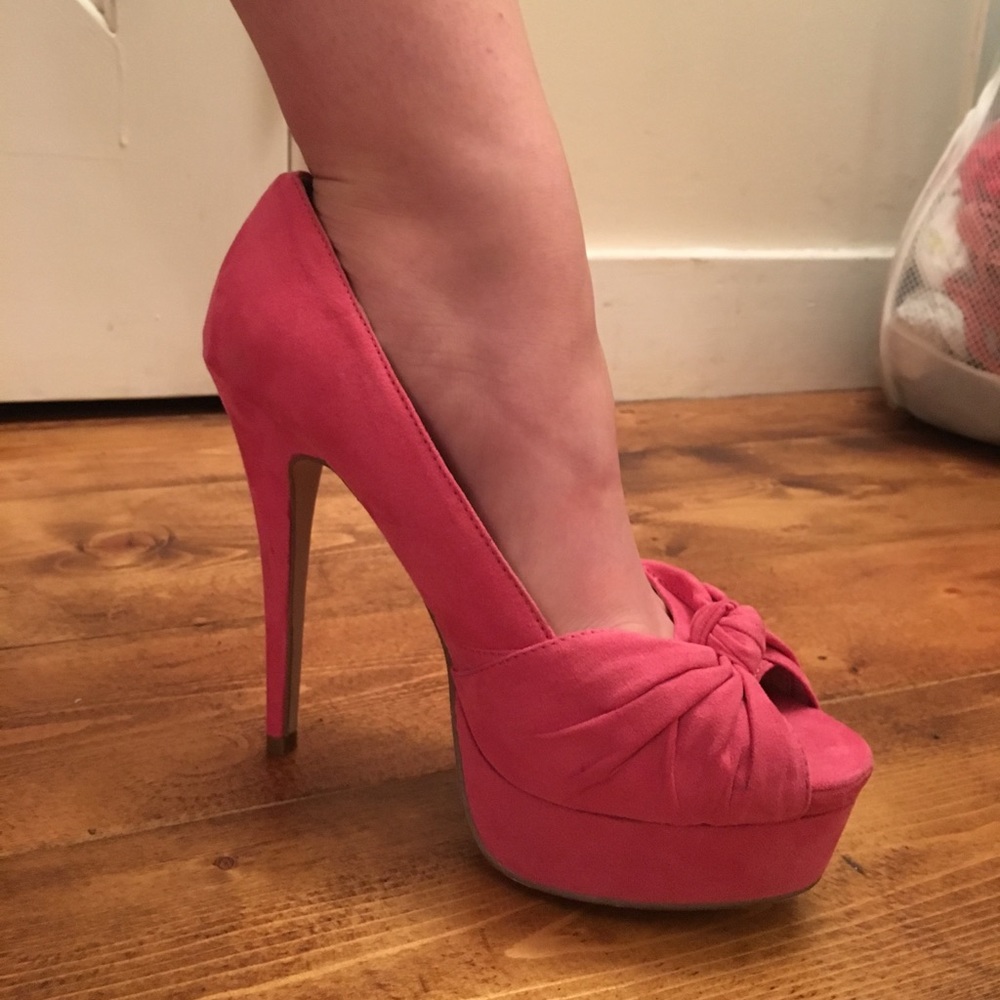 Shoe Dazzle Pink Suede Stilettos